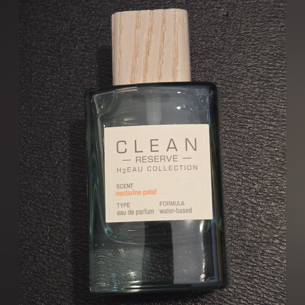 CLEAN Reserve H2EAU Collection Eau de Parfum Nectarine and Petal